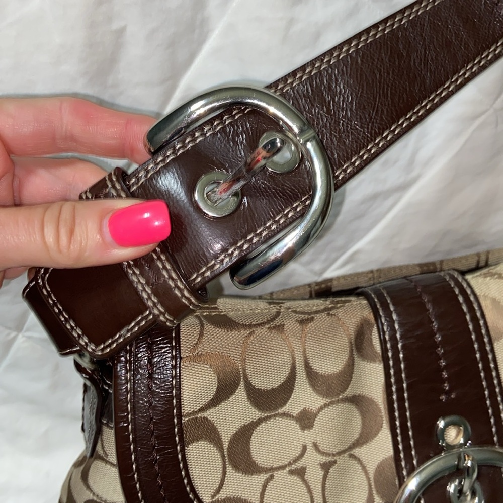 Coach Signature Canvas Shoulder Bag in Khaki/Brown - Picture 7 of 16